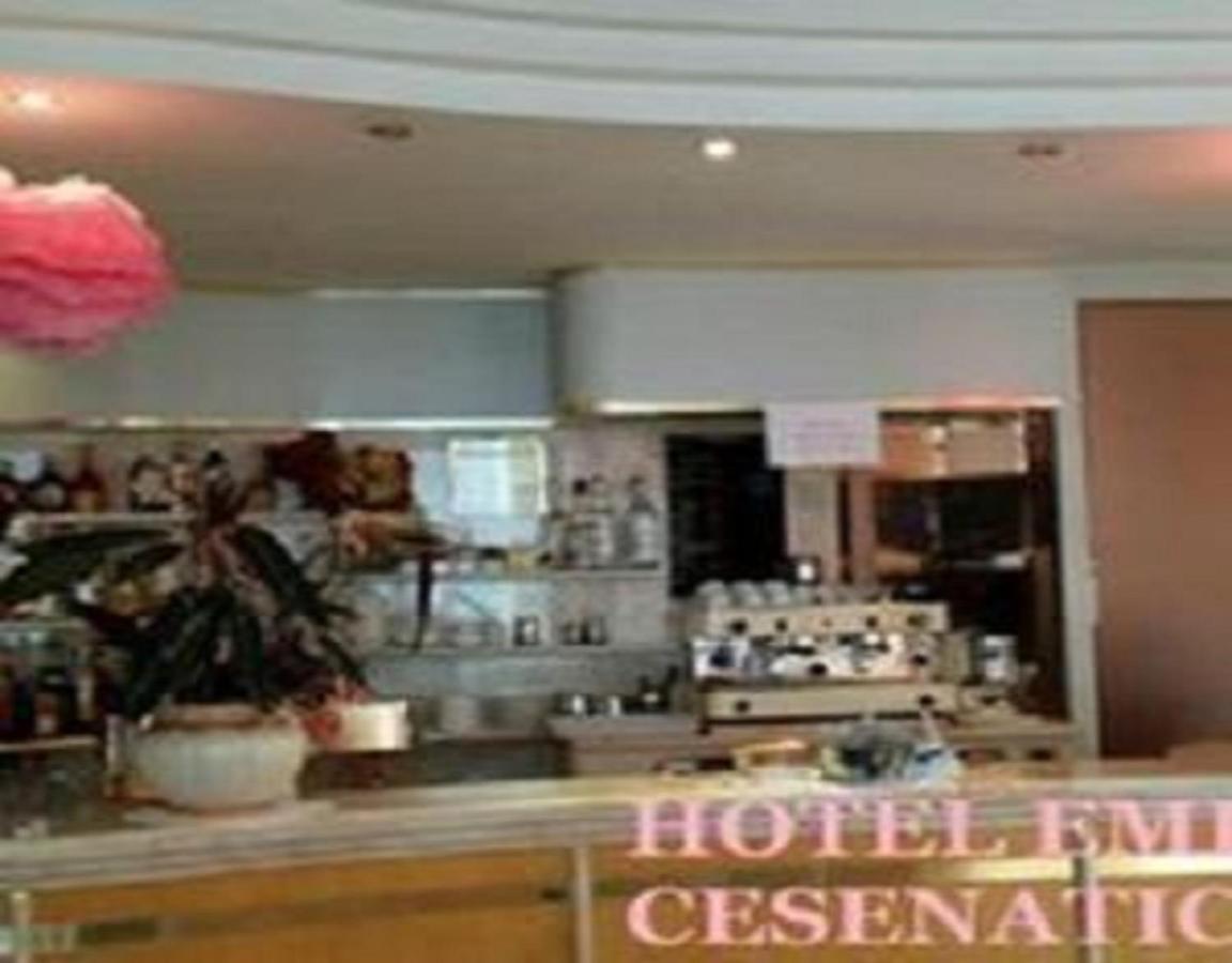 Hotel Embassy Cesenatico Eksteriør bilde